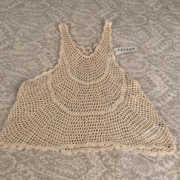 Volcom Tops - Volcom crochet crop top